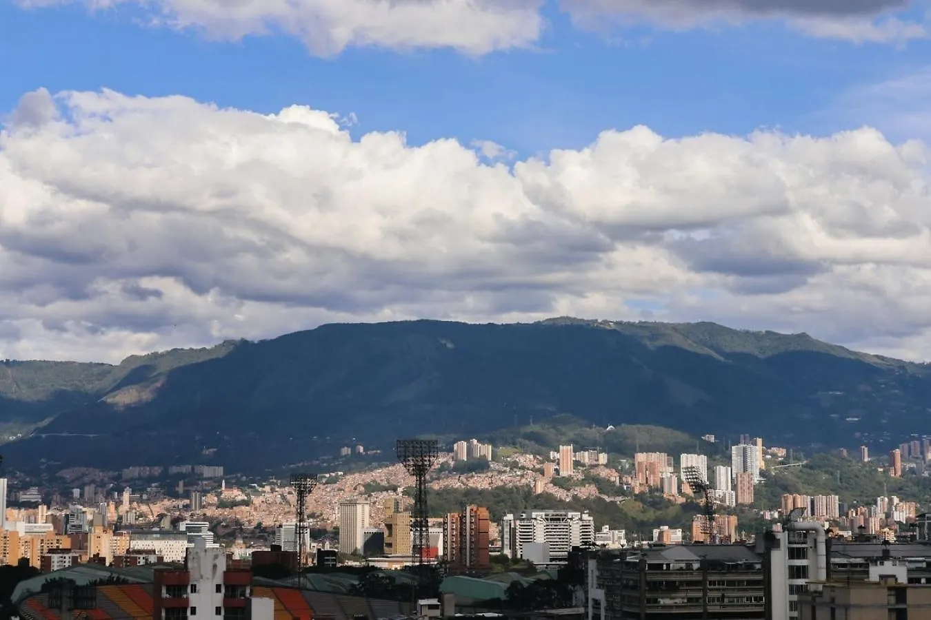 Stadio Serenity Rosa Negra Aparta-Suite Medellin 0*,